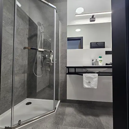 N 25 Przy Kaponierze * Познань