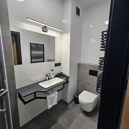 N 25 Przy Kaponierze *